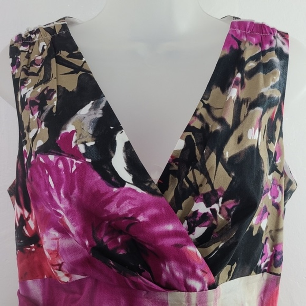 Tahari Floral Pink V-Neck Sleeveless Blouse | S - Picture 5 of 11